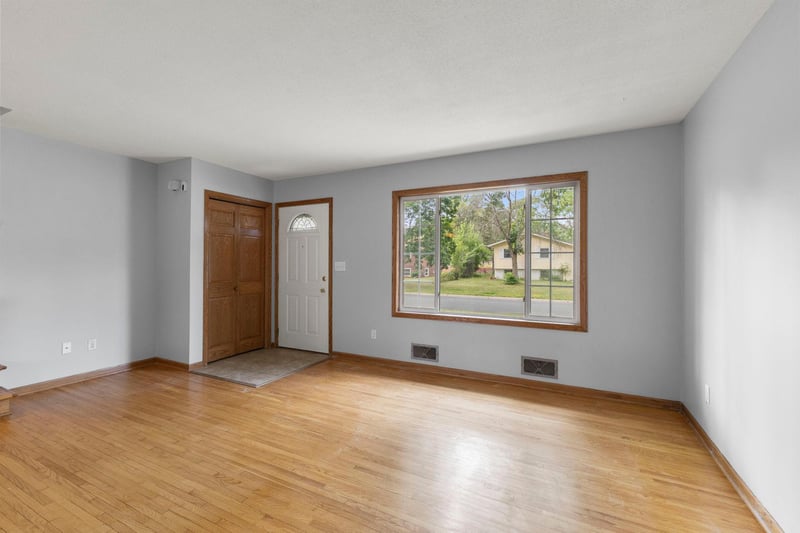 3684 Prairie Rd, White Bear Lake, MN 55110