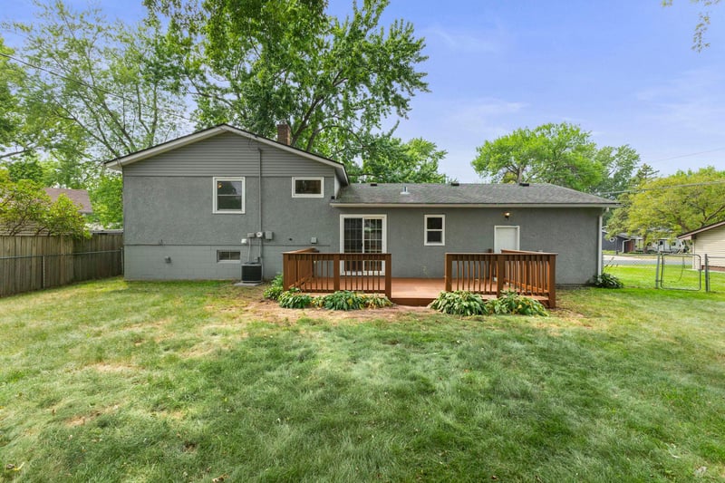 3684 Prairie Rd, White Bear Lake, MN 55110