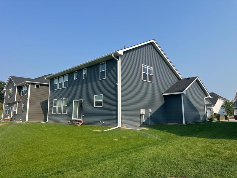 6368 Apple Ct, Inver Grove Heights, MN 55077