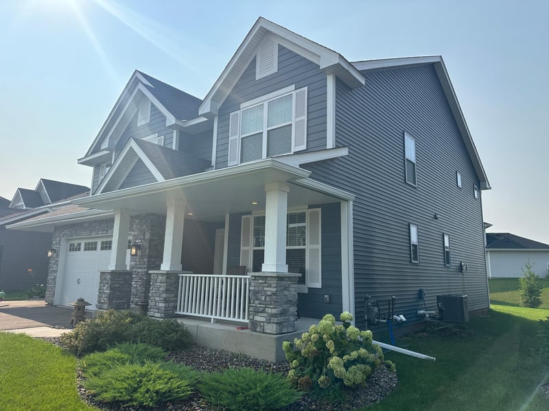 6368 Apple Ct, Inver Grove Heights, MN 55077