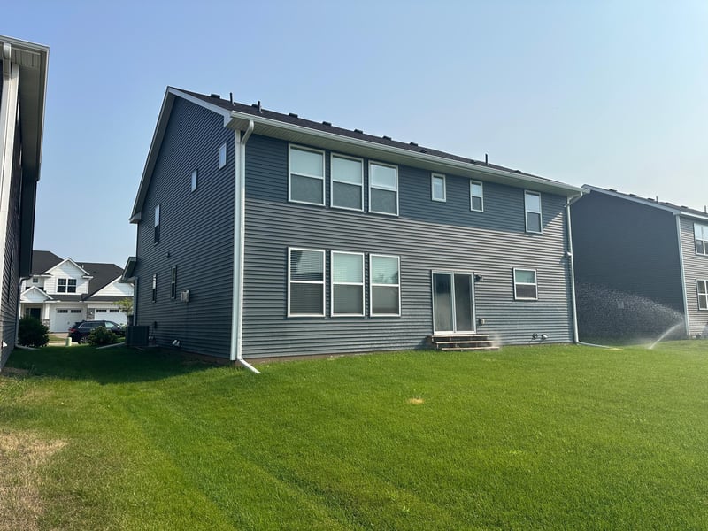 6368 Apple Ct, Inver Grove Heights, MN 55077