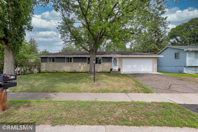801 38th Ave, Anoka, MN 55303