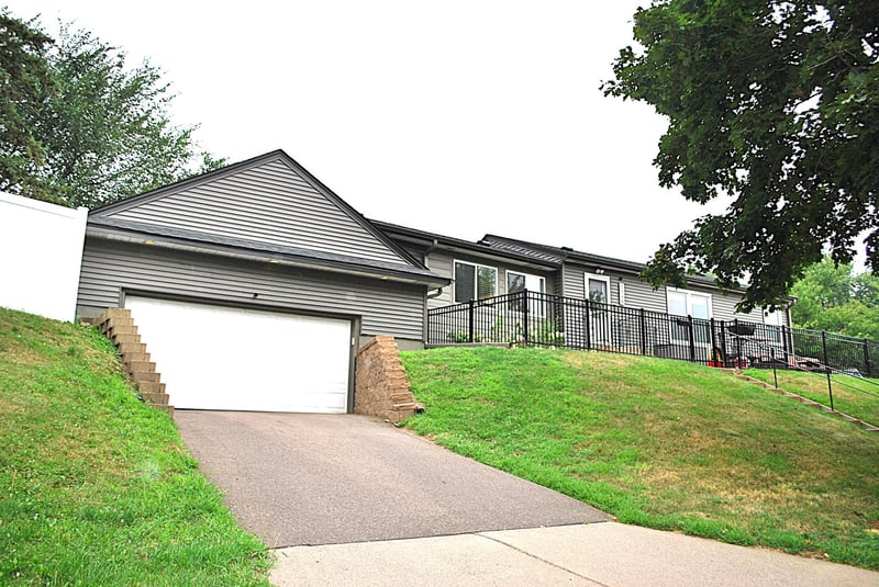 1165 Edgewater Blvd, Saint Paul, MN 55119