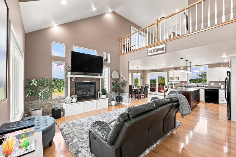 26536 Lake Hills Rd, Detroit Lakes, MN 56501