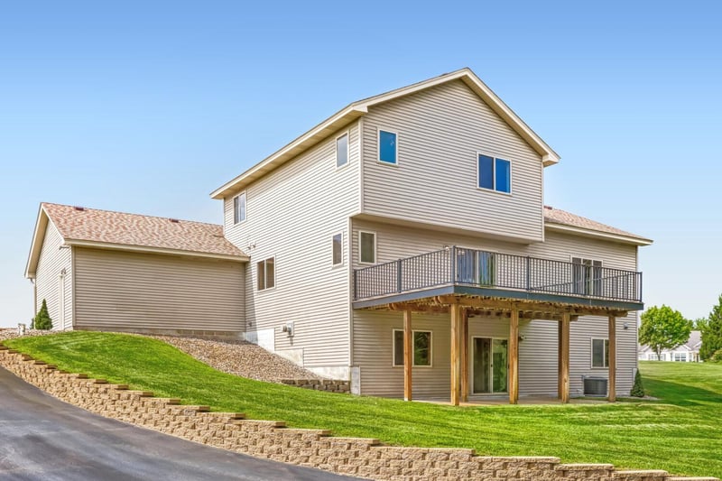 22541 Monroe St NE, East Bethel, MN 55011