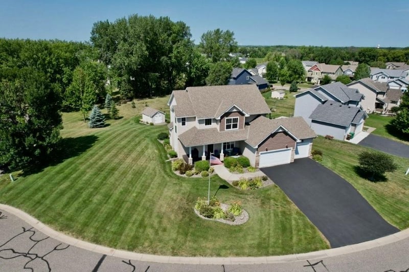 12387 Breanna Ct, Rogers, MN 55374