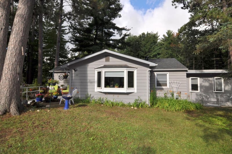 212 13th St S, Walker, MN 56433