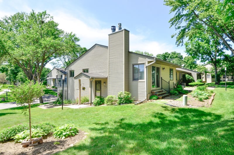 4406 Arden View Ct, Arden Hills, MN 55112