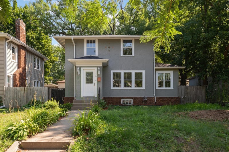 3018 James Ave N, Minneapolis, MN 55411