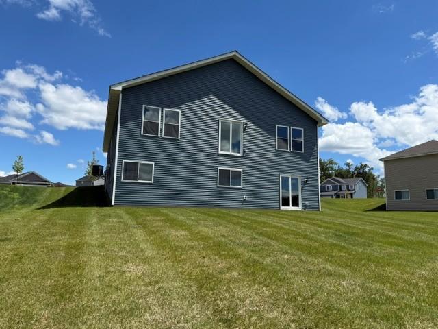 18726 Ivanhoe St NW, Elk River, MN 55330