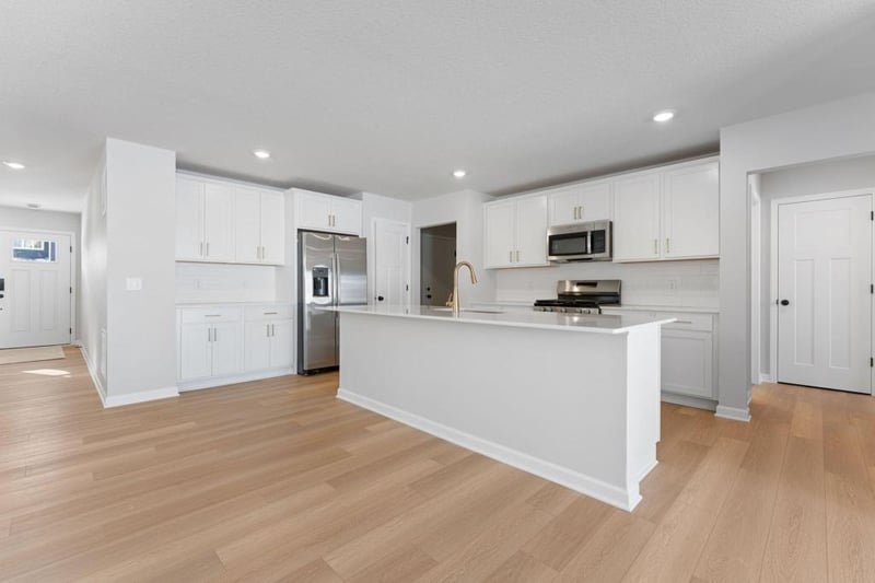 4338 Meadowview Dr, Waconia, MN 55387