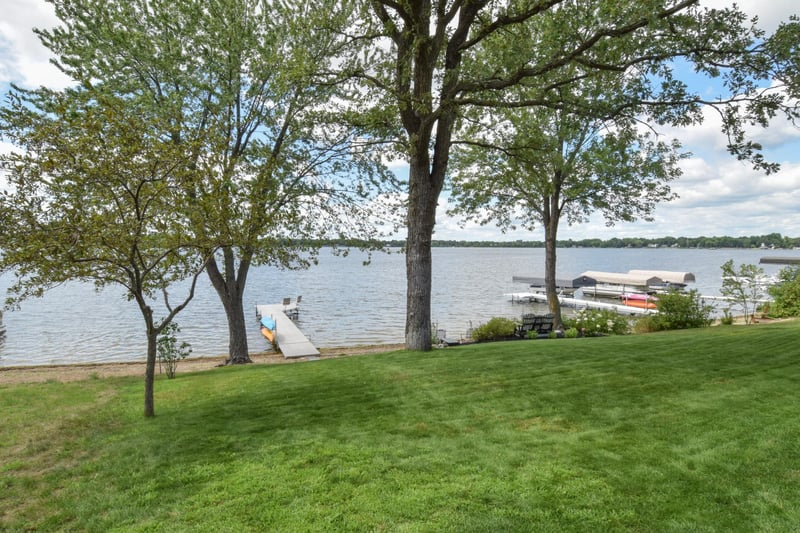 421 Shoreacres Dr, Big Lake, MN 55309
