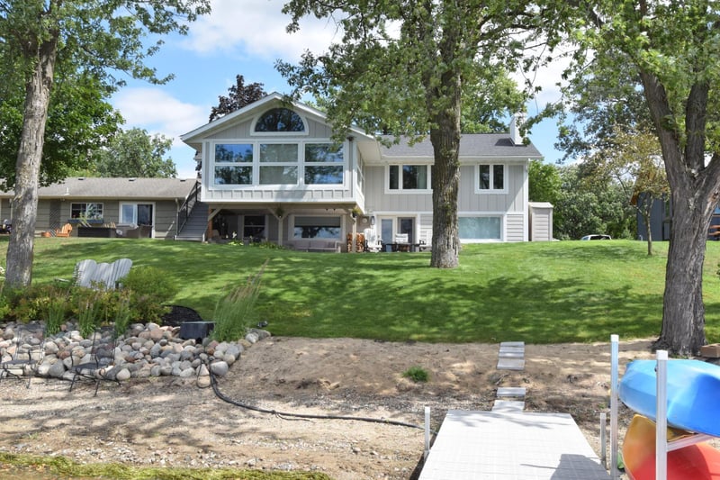 421 Shoreacres Dr, Big Lake, MN 55309