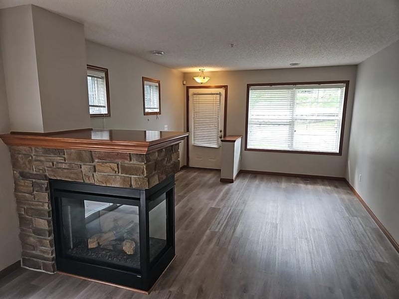 15385 60th Ave N, Plymouth, MN 55446