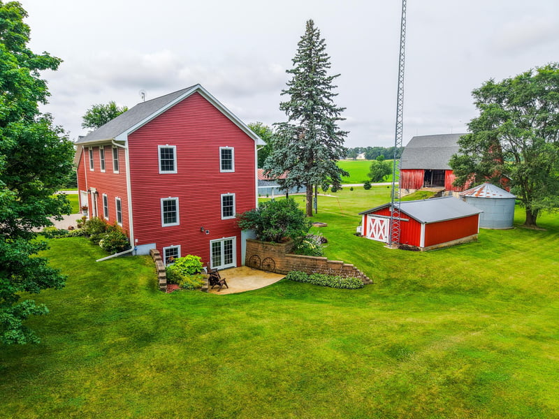 31029 121st Ave, Stewartville, MN 55976