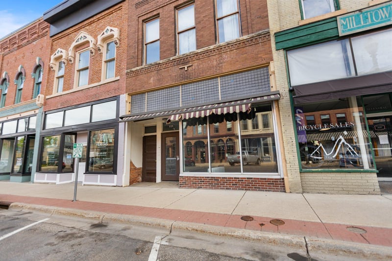 313 Central Ave N, Faribault, MN 55021