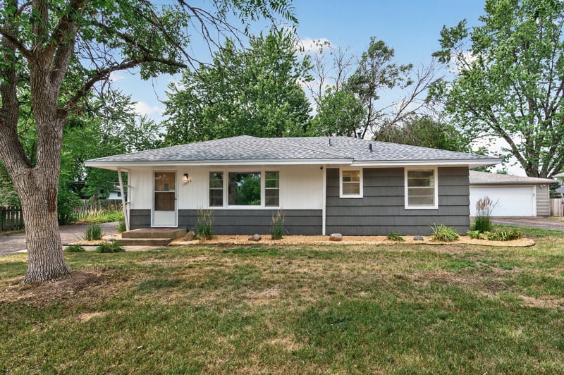 11672 N Heights Dr NW, Coon Rapids, MN 55433