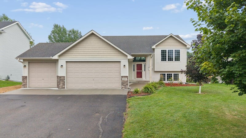 407 66th St SW, Waverly, MN 55390