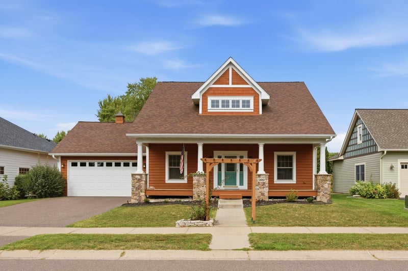 11662 Laketowne Vw, Albertville, MN 55301