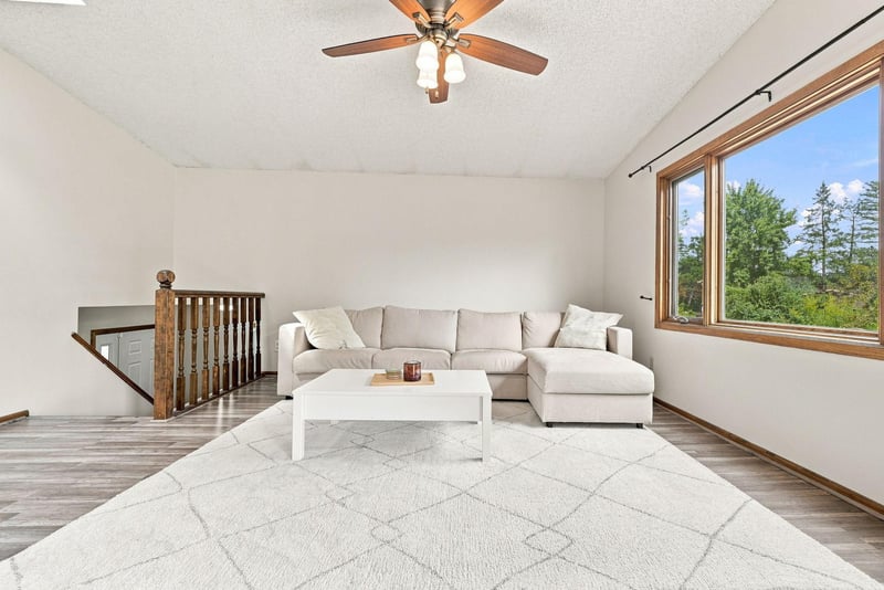 8106 Vincent Ave N, Brooklyn Park, MN 55444