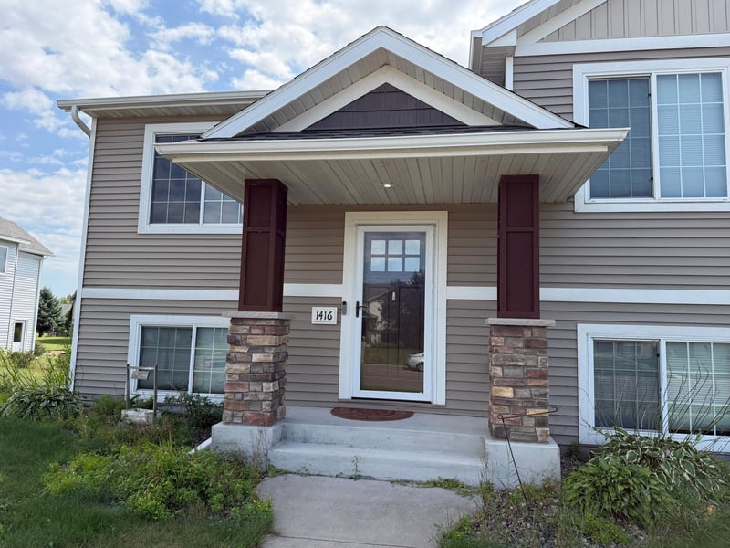 1416 15th St S, Sartell, MN 56377
