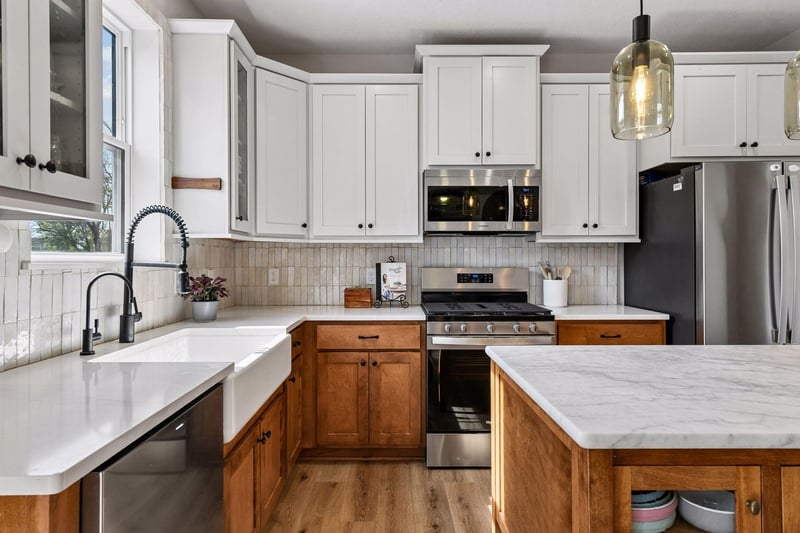 1017 Fabel Ln, Waconia, MN 55387