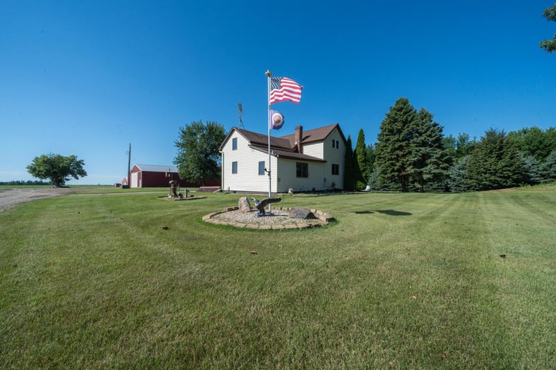 43195 State Highway 28, Morris, MN 56267