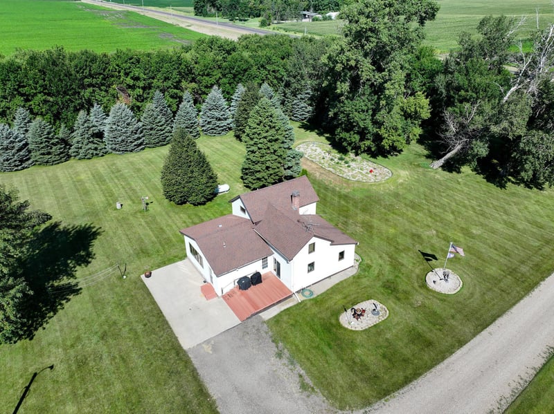 43195 State Highway 28, Morris, MN 56267