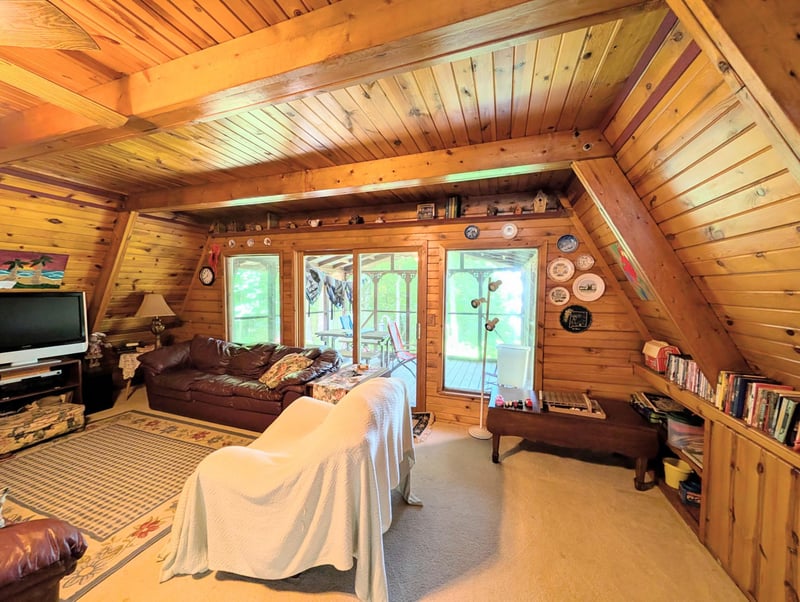 24064 Pine Shores Dr, Hillman, MN 56338