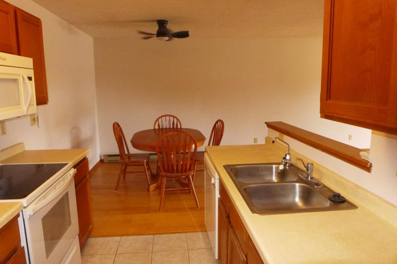 2114 Village Dr #125, Red Wing, MN 55066