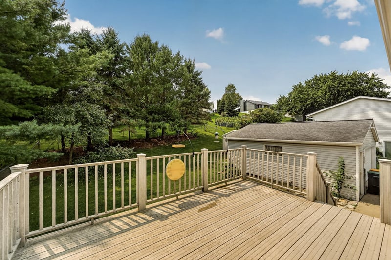4150 Valley Dr NW, Rochester, MN 55901
