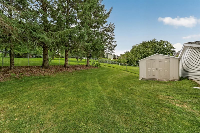 4150 Valley Dr NW, Rochester, MN 55901