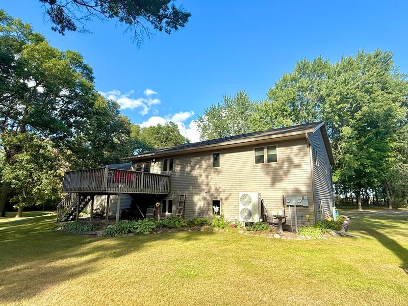 22897 165th Ave, Little Falls, MN 56345