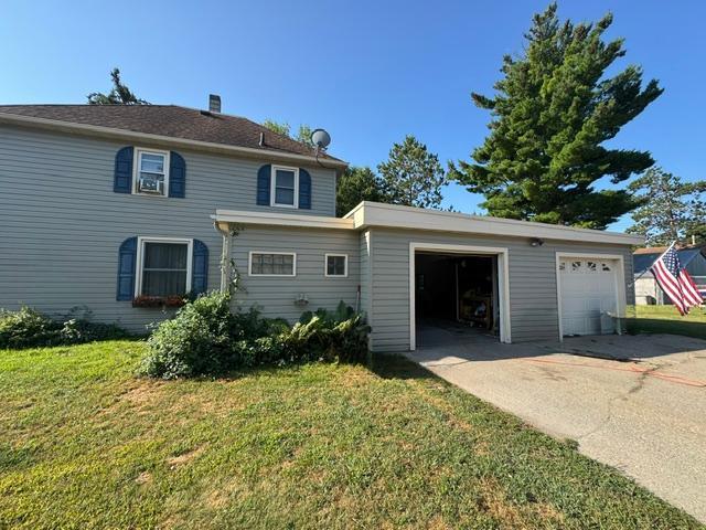 421 Geary Ave NE, Bagley, MN 56621