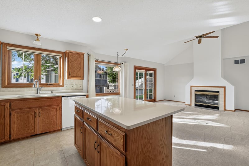 2801 Riverwood Ln NW, Rochester, MN 55901