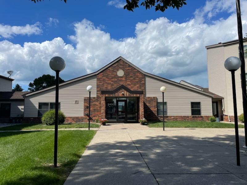 3306 Village Green Blvd #302, Moorhead, MN 56560