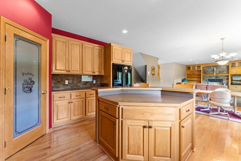 40617 Lowden Ave, North Branch, MN 55056
