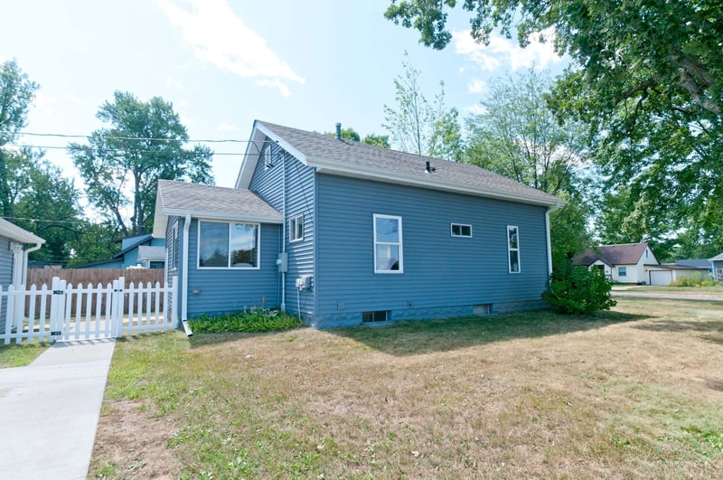 939 Craite Ave, Rice Lake, WI 54868