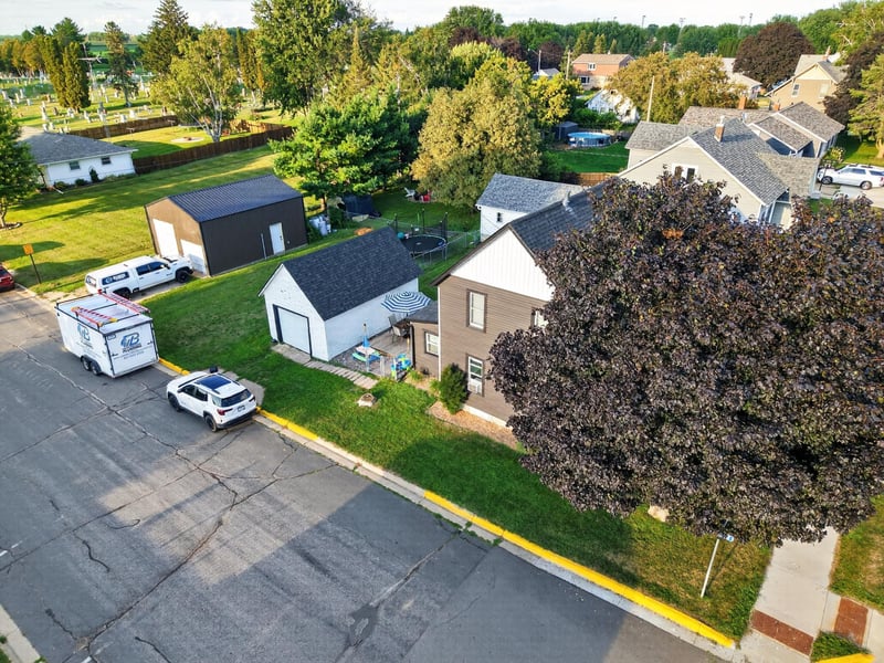 540 2nd Ave NW, Plainview, MN 55964