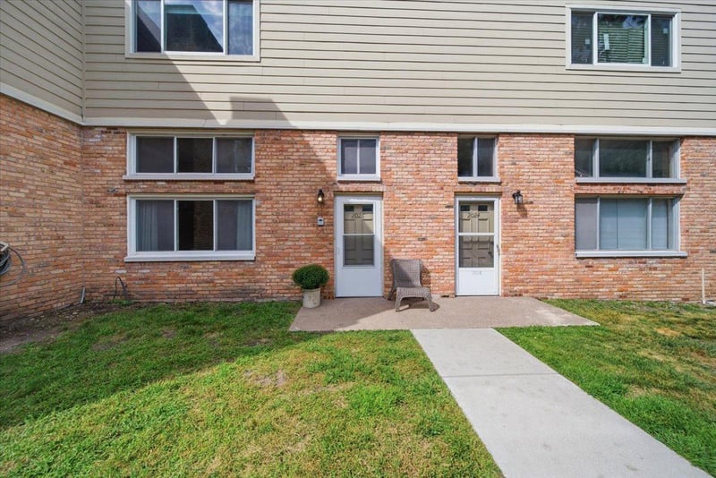 2026 Louisiana Ave S, Saint Louis Park, MN 55426