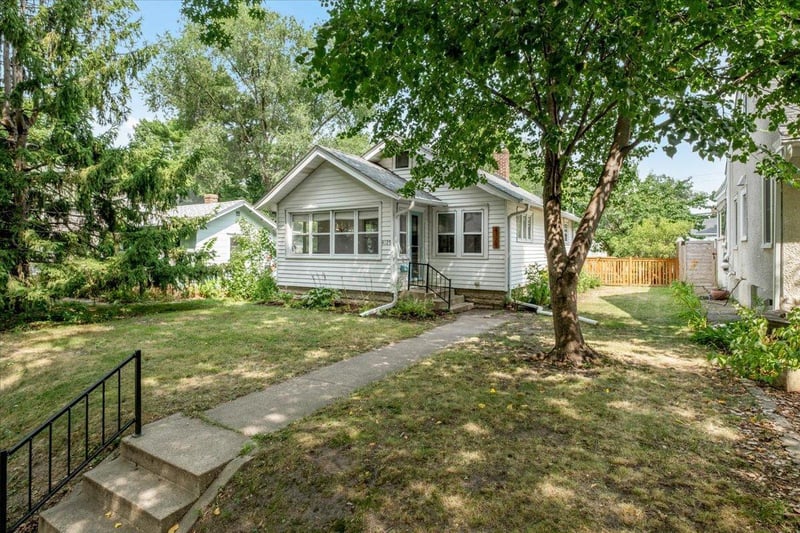 4129 45th Ave S, Minneapolis, MN 55406