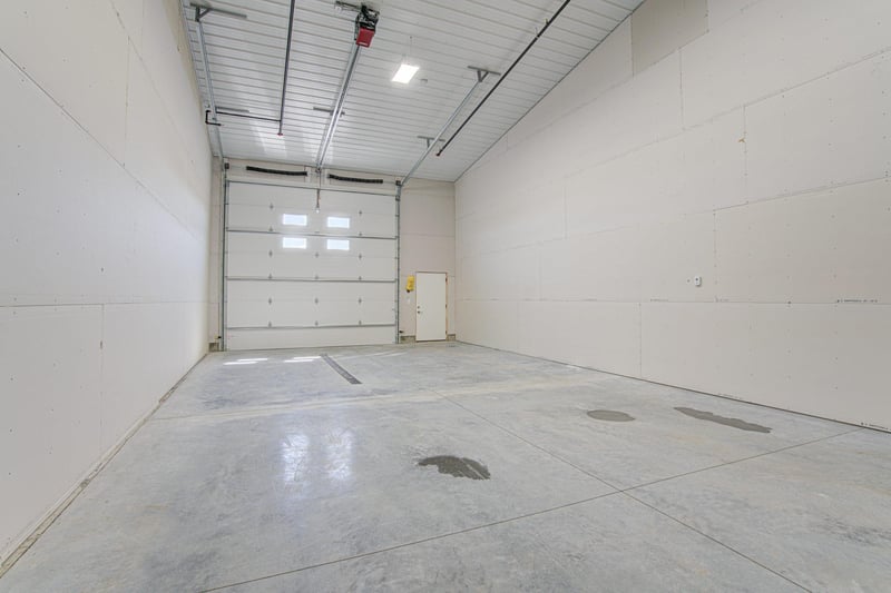 721 Industrial Blvd #B12, Watertown, MN 55388