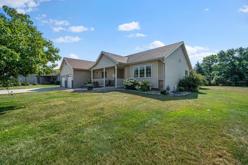 630 Dewberry Ln, Alexandria, MN 56308