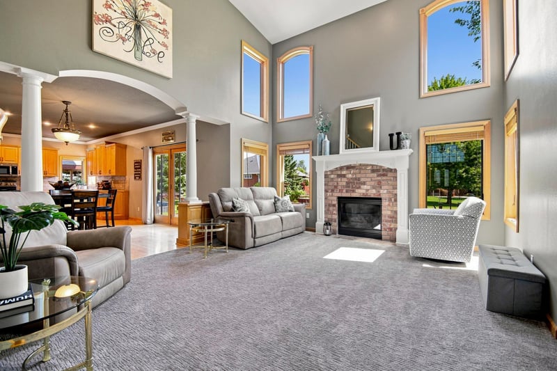 2270 Deer Trail Ln NE, Owatonna, MN 55060