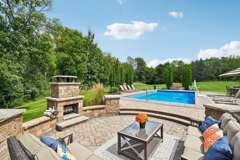 11542 Tilton Trl S, Rogers, MN 55374