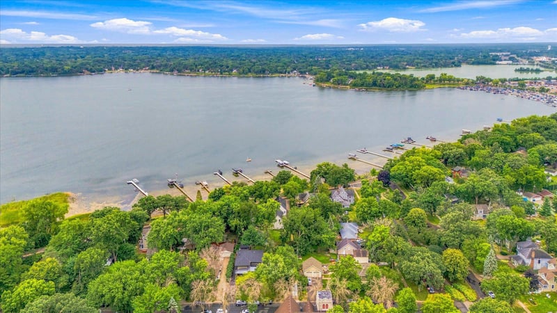 2168 1st St, White Bear Lake, MN 55110