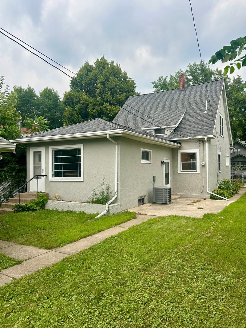 802 Fuller Ave, Saint Paul, MN 55104