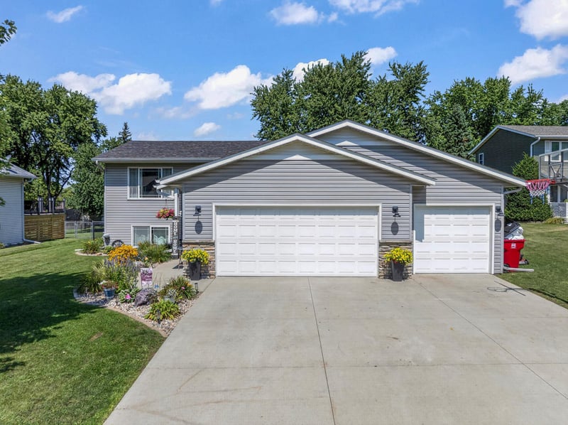 1005 4th Pl NW, Kasson, MN 55944