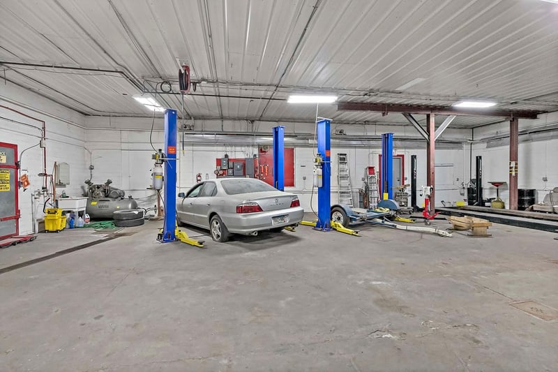 210 Railroad St W, Norwood Young America, MN 55368