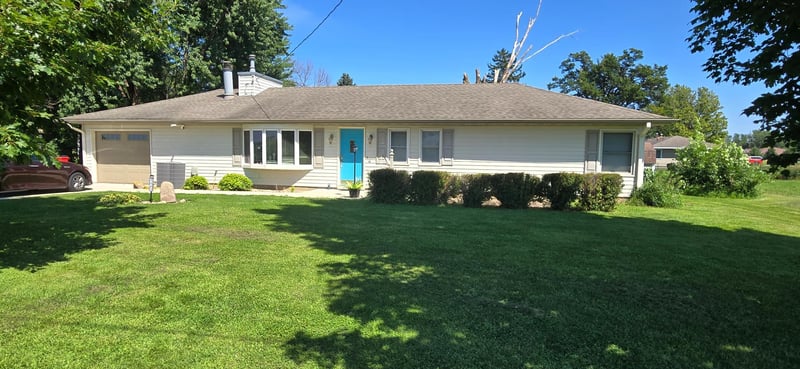 3002 4th St NE, Austin, MN 55912